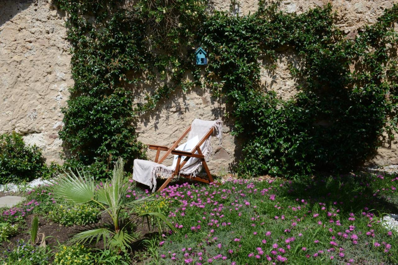 Old Town Secret Garden Apartment Alghero Exterior photo
