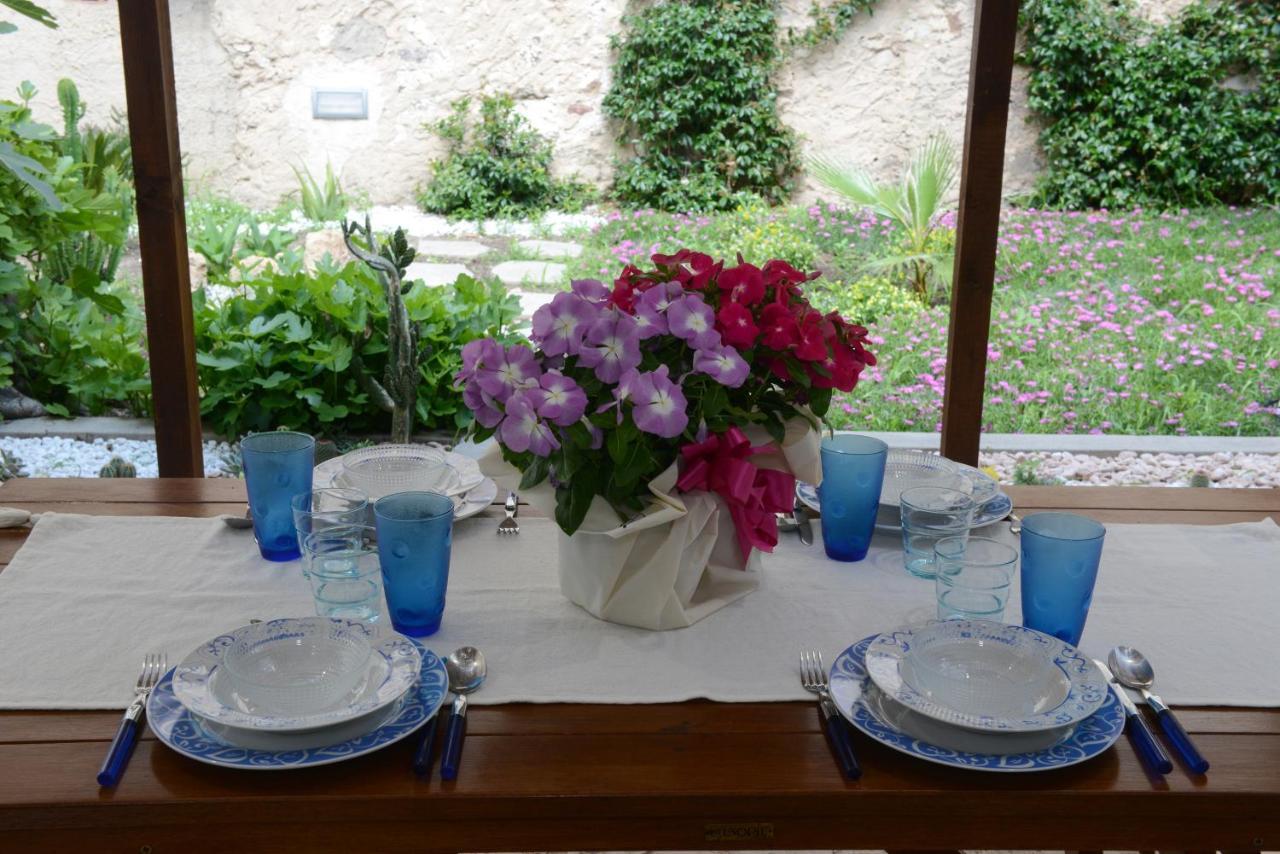 Old Town Secret Garden Apartment Alghero Exterior photo